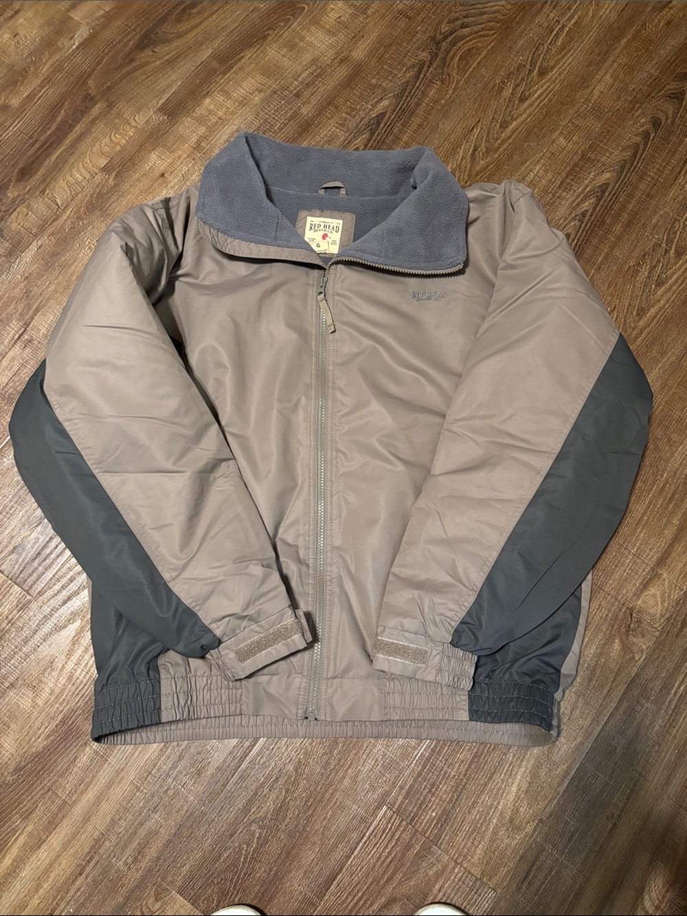 Red Head Brand Co Two-Tone Gray Men's Windbreaker Jacket